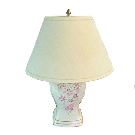 Belleek Floral Lily Lamp w/ Shade