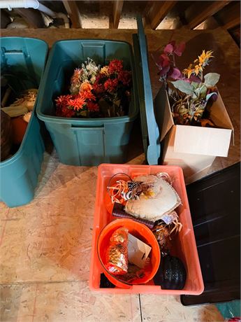 Fall & Halloween Decor Lot