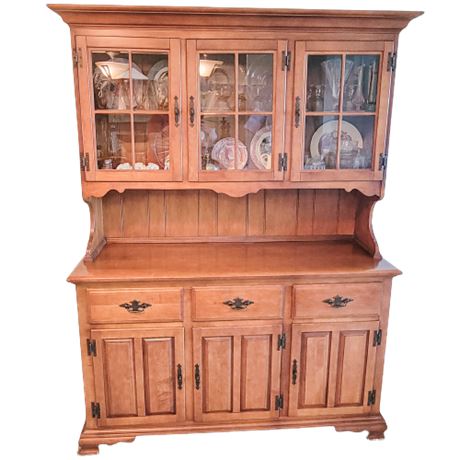 Keller Furniture Colonial Style Hutch