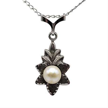 Vintage Marvel Sterling Silver Pearl Pendant Necklace