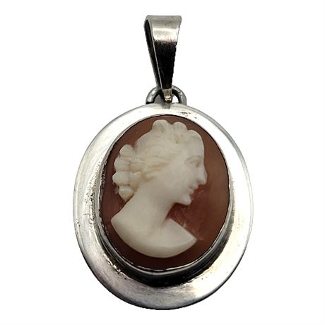 Hand Carved Cameo Pendant