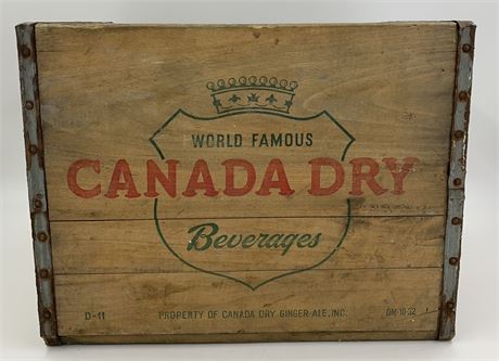 Vintage Canada Dry Beverages Cocktail Bar Bottle Wood Storage Crate