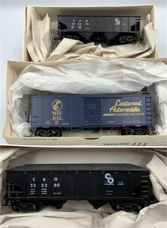 3 Walthers HO Scale C & O Limited Edition Train Cars
