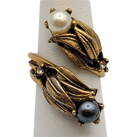 1970s Antique Gold Tone Faux Pearl Wrap Ring Sz 7