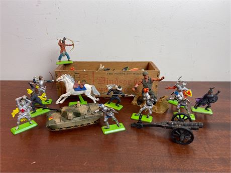 Lot of Vintage Toy Figurines