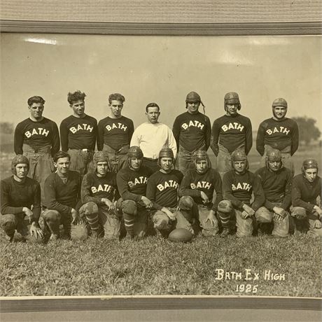 1925 Vintage BATH Ohio EX High Football Team Player Photograph with Name Roster