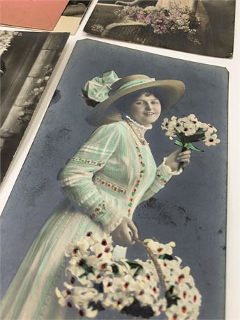 4 Antique Lovely Ladies Photograph Postcard Lot, from Germany