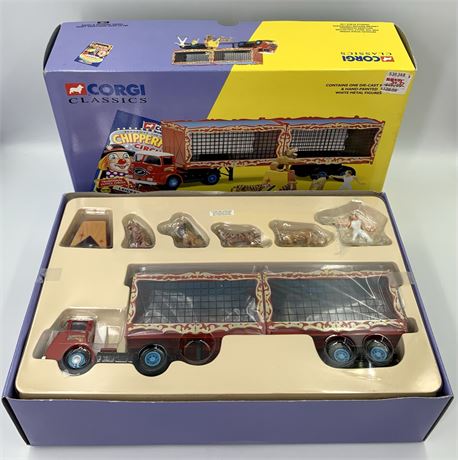 NOS CORGI Circus Cage Trailer, Lions, Tigers & Tamer Toys