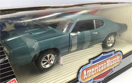 NOS 1969 Pontiac GTO ERTL Die-Cast 1:18 scale American Muscle Car Model