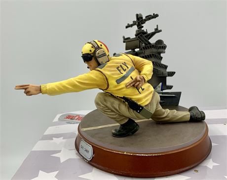 NOS Hasbro GI Joe No 57735 CAT Shot Military Metal Series Statue