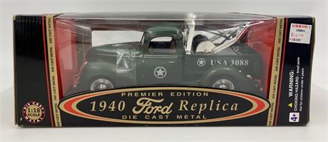 NOS 1940 Ford USA Military Tow Truck Die-Cast 1/18 scale Model