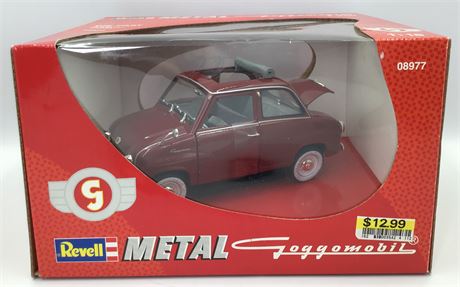 NOS Goggomobile T 250 Die-Cast 1/18 scale Model