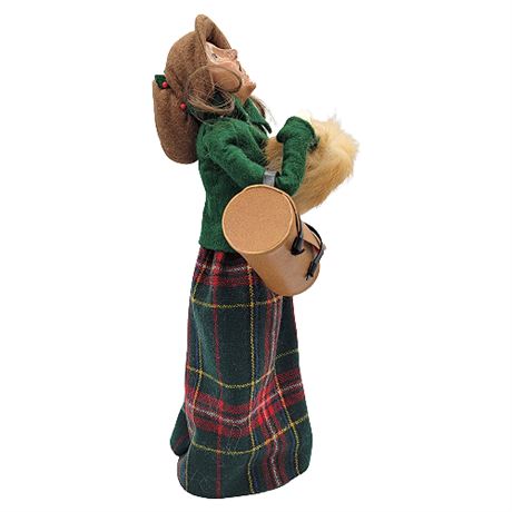 1988 Byers' Choice "The Carolers" Girl w/ Muff