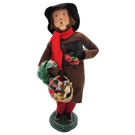 1998 Byers' Choice "The Carolers" Cries of London: Christmas Peddler