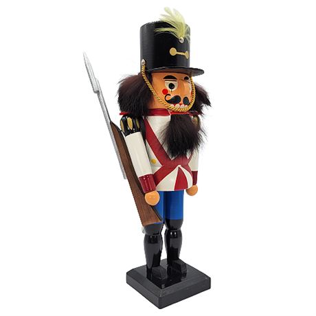 Erzgebirgische Volkskunst Soldier Nutcracker