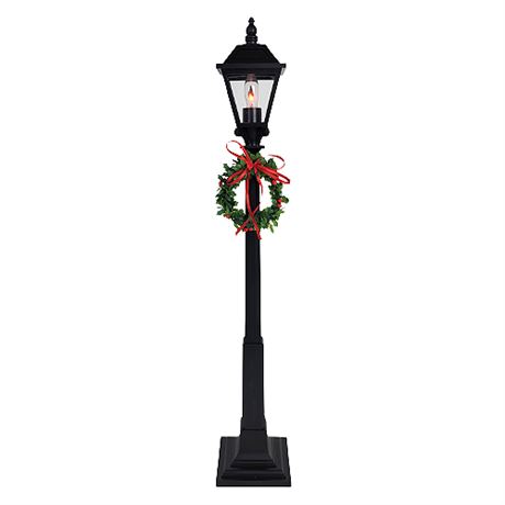 2002 Byers' Choice "The Carolers" Lamp Post w/ Holly Wreath