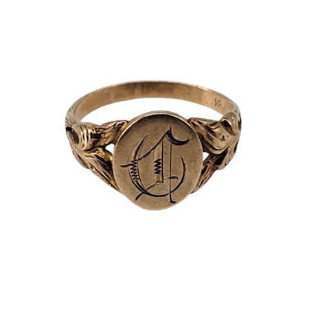 10K Gold Victorian Signet Ring